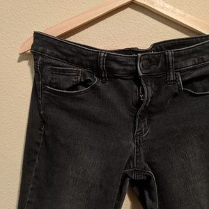 Petite Size 4 - Black Skinny Jeans, great stretch!
